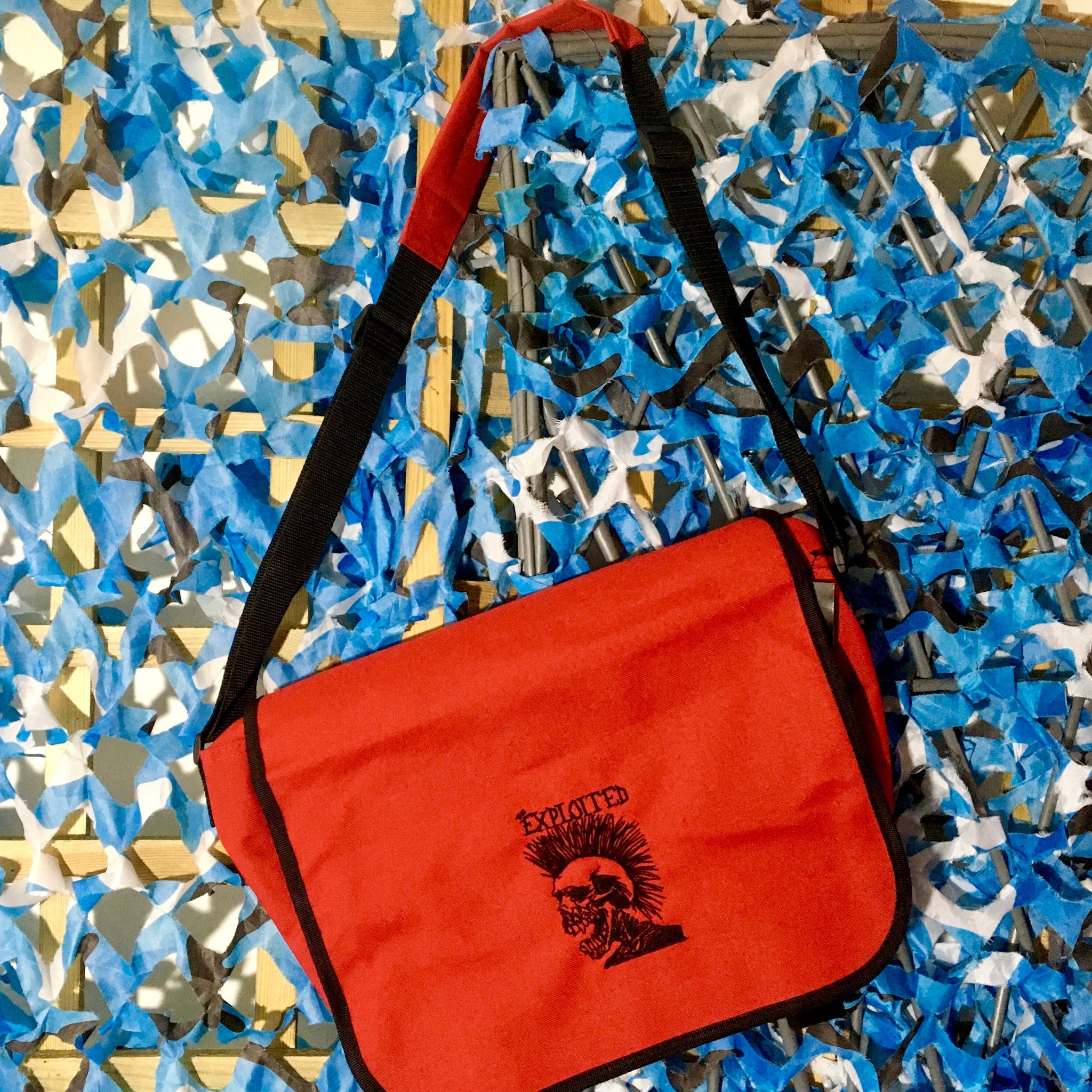 Expl0ited Merch The Exploited - Skull Logo - Red/Black - Canvas Messenger Bag ...